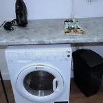 2Br House-Sleeps 5-Parking-Contractors & Families