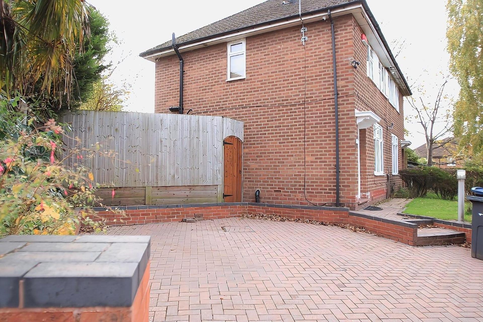2Br House-Sleeps 5-Parking-Contractors & Families Birmingham